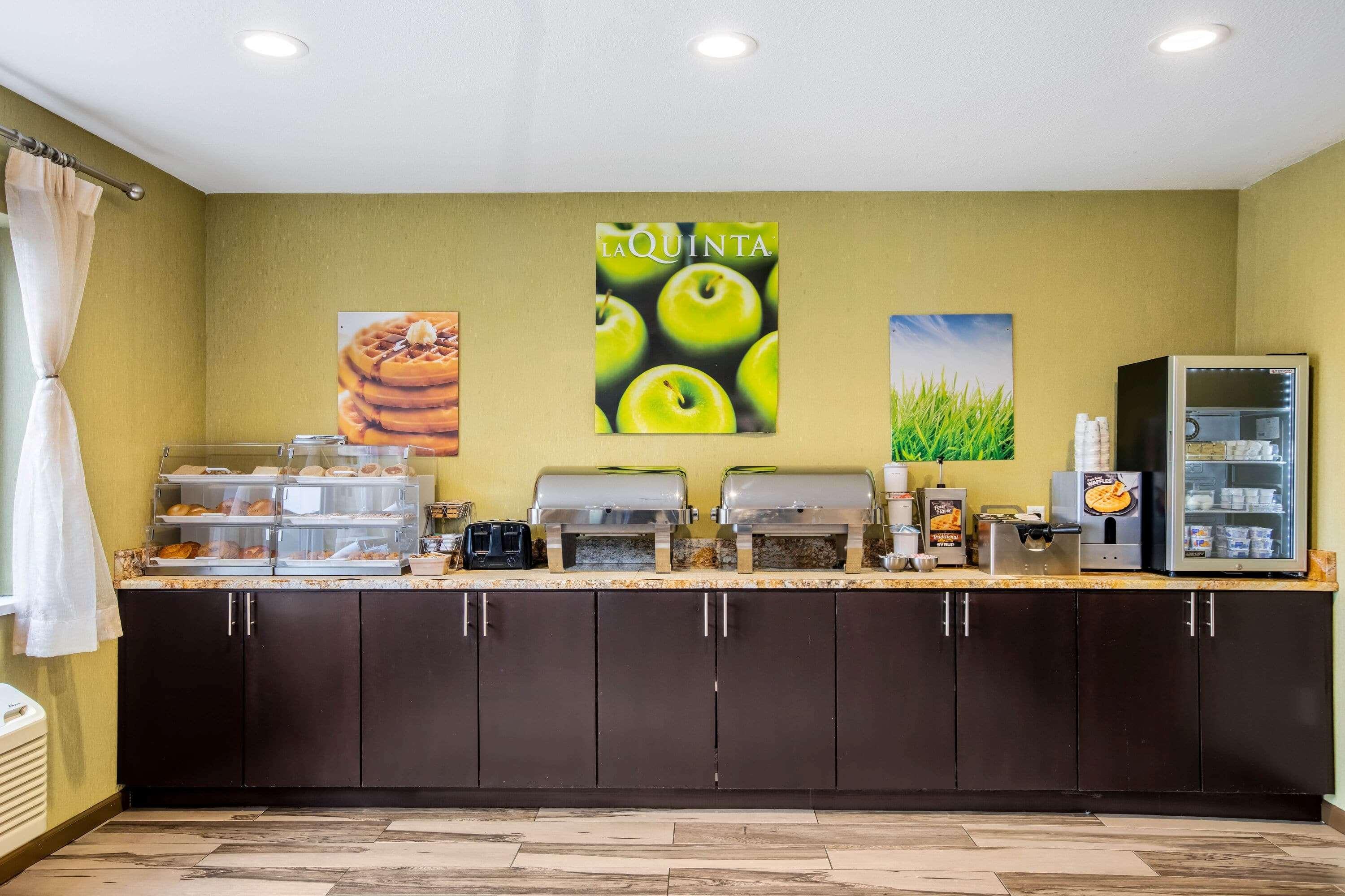 Hotel La Quinta By Wyndham Emporia Exteriér fotografie
