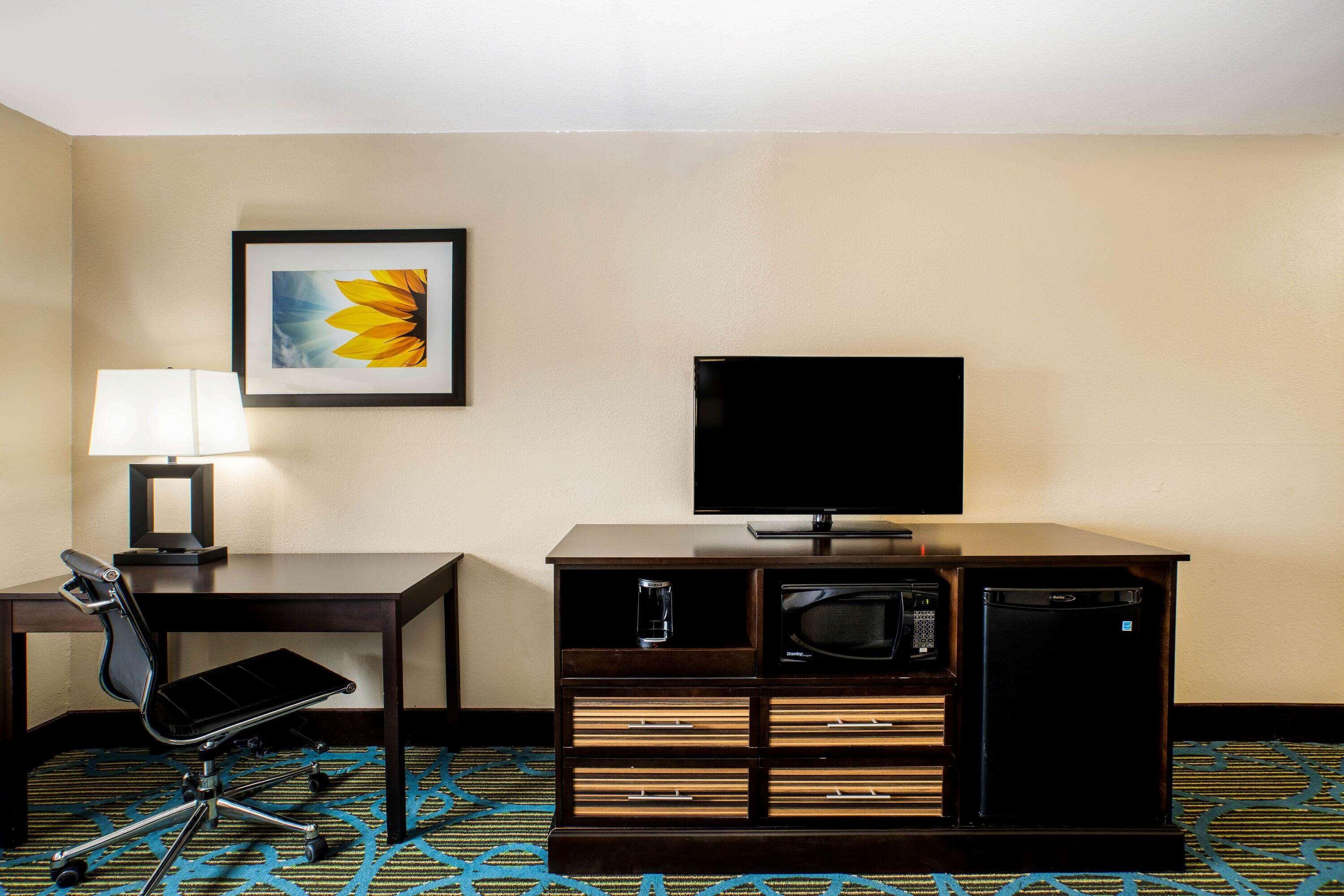 Hotel La Quinta By Wyndham Emporia Exteriér fotografie